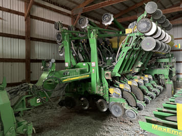 Main image John Deere 1790